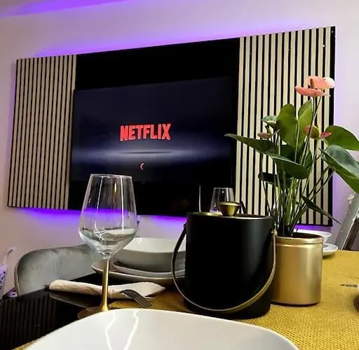 Penthouse, Sonnenbalkon, Netflix